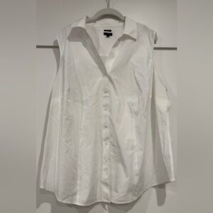 Talbots White Sleeveless Button-Up Top